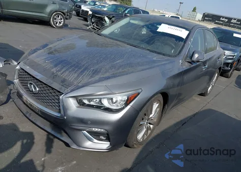 2022 Infiniti Q50 Luxe z USA, uszkodzony, nr VIN JN1EV7BP9NM311570